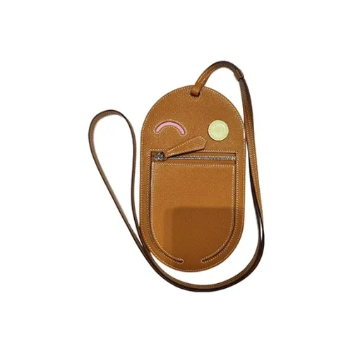 HERMES In The Loop Mysore Шевро Свиной нос Чехол для телефона Большой Женские Карамель