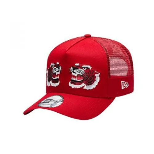 Кепки New Era унисекс красного цвета