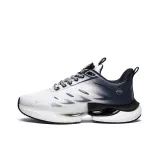 Жемчужно-белый