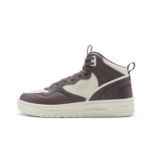 XTEP Clover Белый Slip Resistant High Top Скейтборд Кроссовки Мужской Agarwood Умбра Чайный Белый