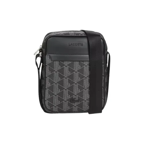 Сумки через плечо для мужчин с коллаборацией LACOSTE