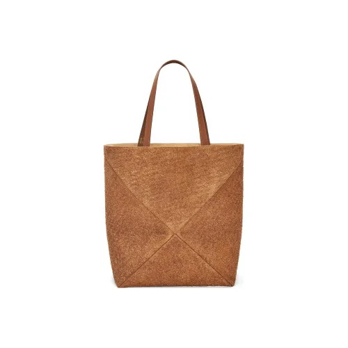 LOEWE Брушированная замша большая сумка женская цвет арахис