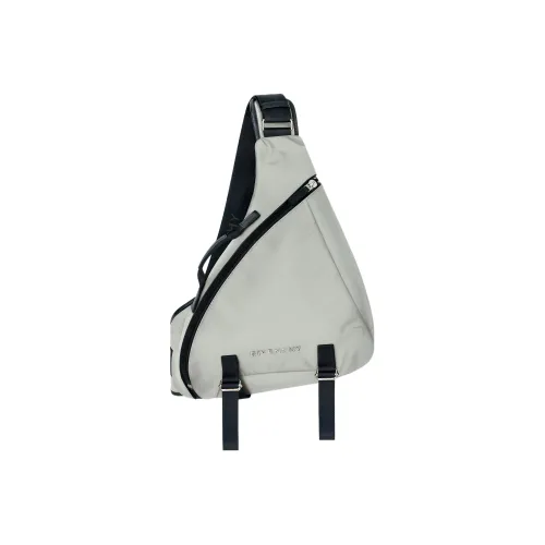 GIVENCHY Сумка с треугольным дизайном сумка через плечо одна плечо средний размер серый цвет для мужчин