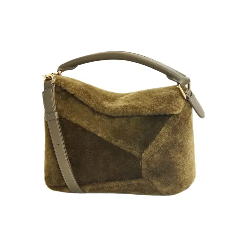 LOEWE Пазл Овчина Сумка Сумка через плечо Сумка через плечо Маленькая Женская Темно-хаки Зеленая