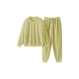 Женский круглый вырез - зеленый в клетку.