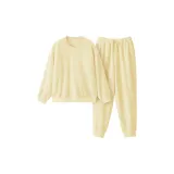 Женский круглый вырез - жёлтый.