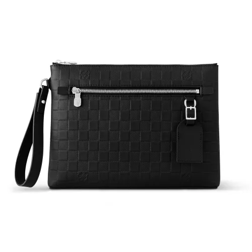 LOUIS VUITTON Клатч из коровьей кожи мужской черный