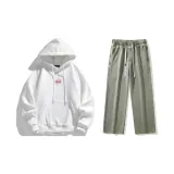 Комплект одежды (Белый свитшот + грязно-желтые джинсы с эффектом вымытого)