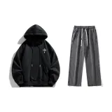 Комплект одежды (Черный свитшот + Черно-серые джинсы с эффектом вымытого)