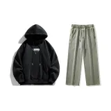 Комплект одежды (Черный свитшот + грязно-желтые джинсы с эффектом вымытого)