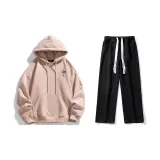 Комплект одежды (Розовый свитшот + Черные джинсы с эффектом вымытого)