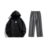 Комплект одежды (Черный свитшот + Черно-серые джинсы с эффектом вымытого)