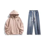 Комплект одежды (Розовый свитшот + Темно-синие джинсы с эффектом вымытого)