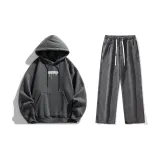 Комплект одежды (Темно-серый свитшот + Черно-серые джинсы с эффектом вымытого)