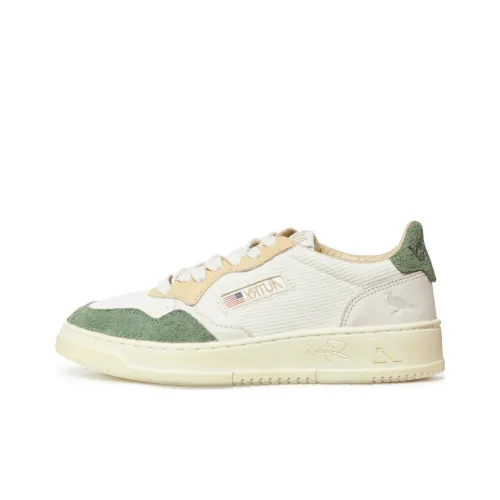 AUTRY Низкие кроссовки для скейтбординга Женские Белые