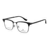 Яркий черный