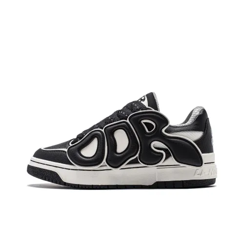 LINING Баскетбольные кроссовки Low Top Черный/Белый Женские