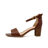 Коричневый