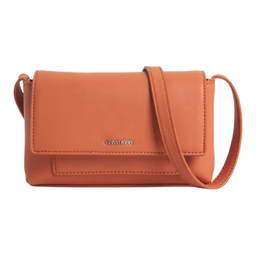 CK Calvin Klein Переработанный полиэстер Смешанный вода-основанный полиуретан Сумка через плечо Маленькая Женская Апельсин