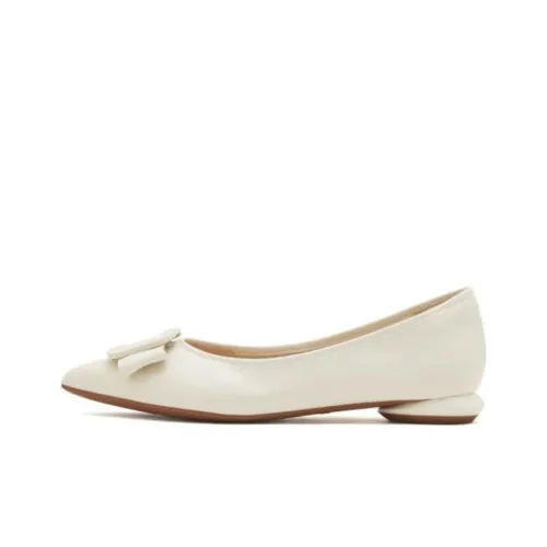 Staccato Soy Молоко Обувь Повседневная обувь 2 см Женская