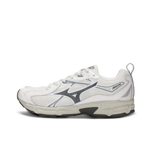 Mizuno Speed Беговые кроссовки Низкие Белые Унисекс