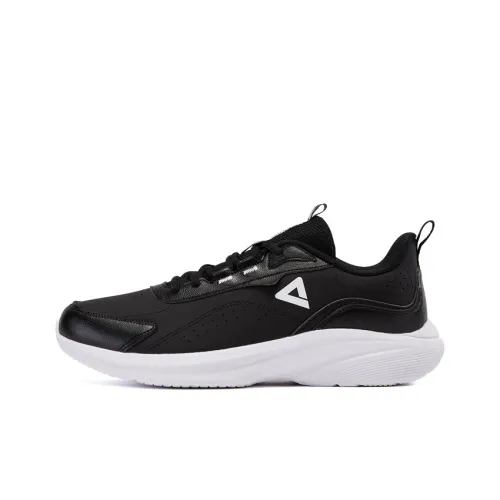 PEAK Беговые кроссовки Low Top Черные Мужские