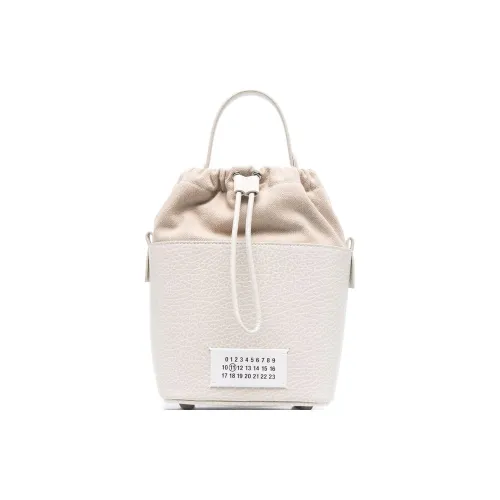 Maison Margiela 5AC Коровья кожа Ведрообразная сумка Сумка через плечо Сумка Маленькая Женская Айвори белый