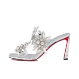 Серебристый