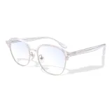 Прозрачный белый