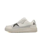 Железно-серый Экрю