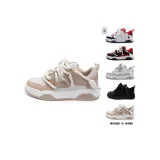 Белый/Бежевый (в комплекте с той же обувью в случайном цвете)