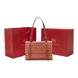 Красный с принтом (в красной коробке)