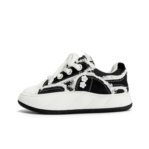 Q.VONTON Low-Top Sneakers Женские
