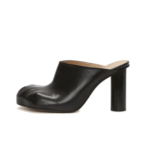 JW Anderson Домашние тапочки Женские Черные