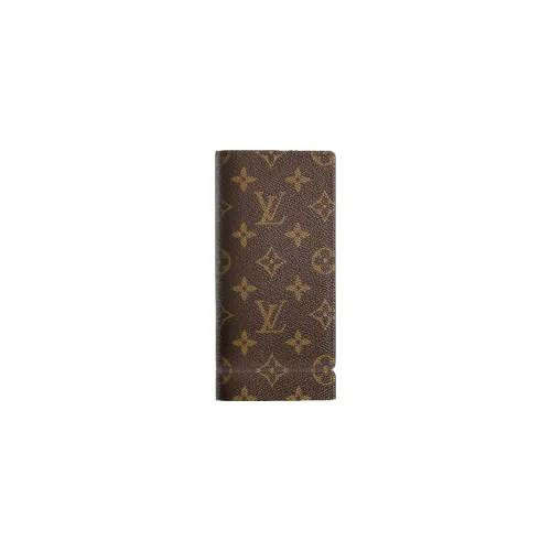 LOUIS VUITTON Женские кошельки
