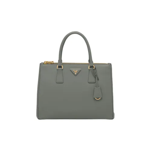 PRADA Сумки Женские