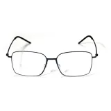 Серебристый