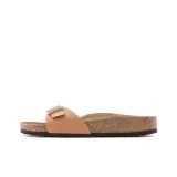 Светло-коричневый