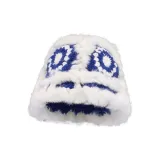 Синяя шляпа с львом