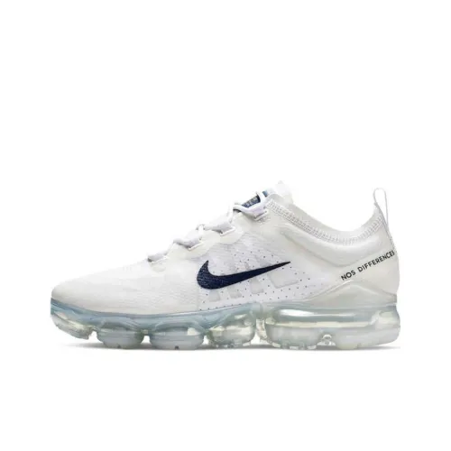 Nike VaporMax 2019 Low Беговые кроссовки для женщин белые