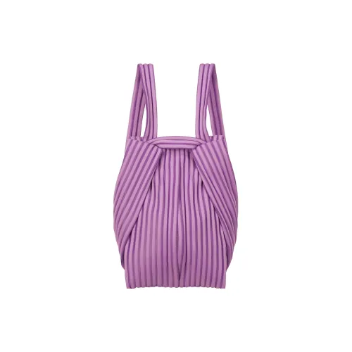 ISSEY MIYAKE Рюкзаки Женские