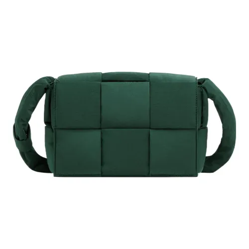 Bottega Veneta Padded Tech Cassette Нейлоновая Сумка через плечо Маленькая Мужская Изумрудная