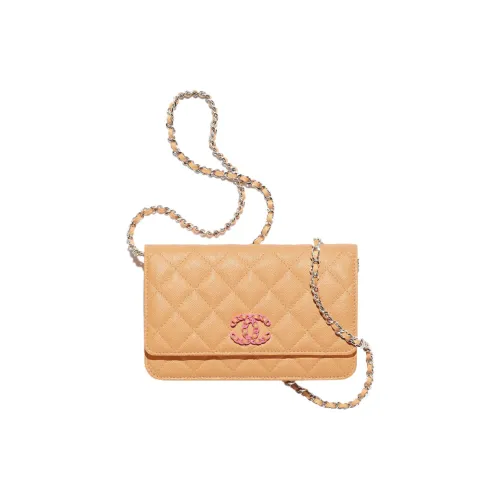 CHANEL С рельефом Тисненый Телячья кожа Сумка через плечо Кошелек Женские Апельсин