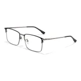 Чёрный пистолет серый