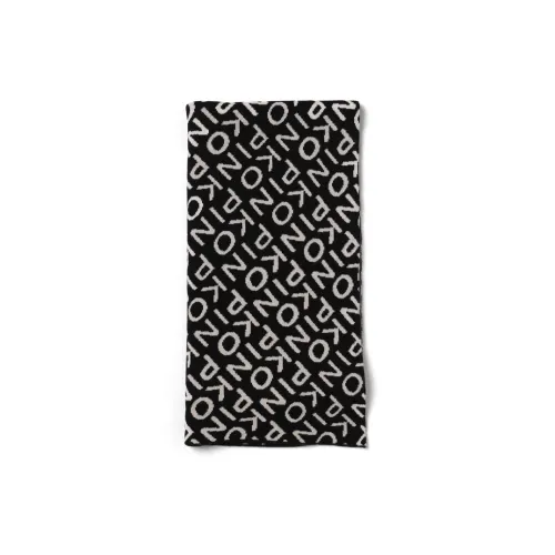 PINKO Вязаные шарфы Женские