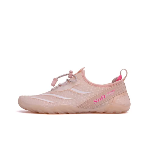 Leyang Slip-resistant Abrasion-resistant Low-top Training Shoes Women's Apricot Лейанг Противоскользящие Устойчивые к износу Низкие Кроссовки для тренировок Женские Абрикос