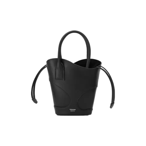 Ferragamo Гладкая Телячья Кожа Ведрообразная Сумка Сумка через плечо Сумка Маленькая Женская Черная