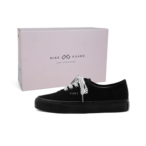 MINGKUANG Canvas Shoes Low Top Black Women's