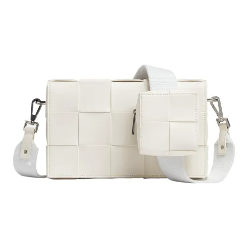 Bottega Veneta Cassette Коровья кожа Сумка через плечо Средний Мужской Белый