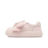 Светло-розовый